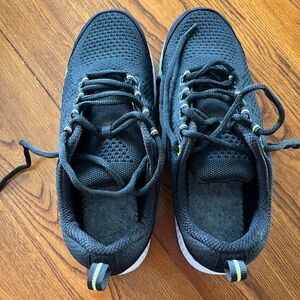 Black and Gray Orthofeet Women's Sneakers 10 2E